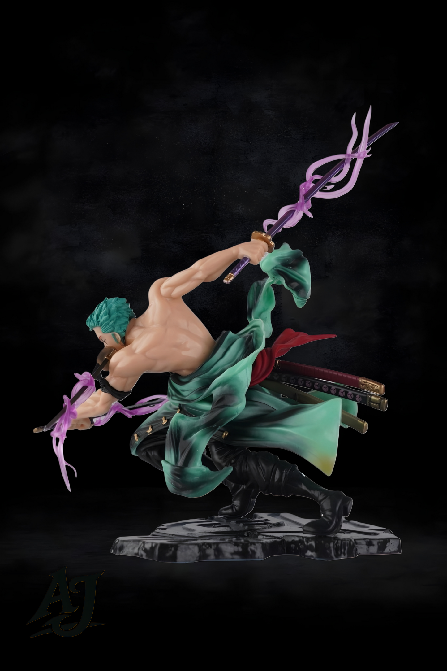 RORONOA ZORO ACTION FIGURE