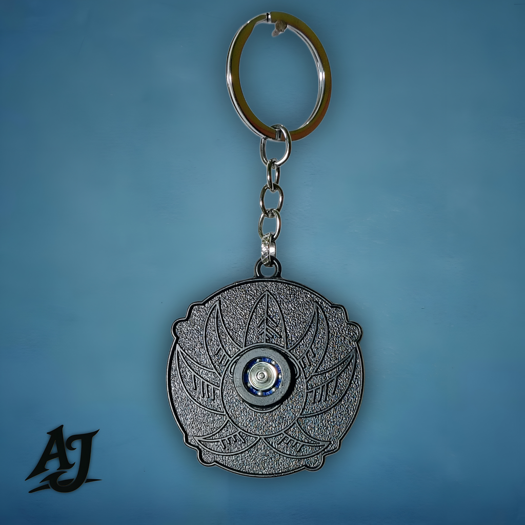 ONE PIECE~ROTATING METAL KEYCHAIN