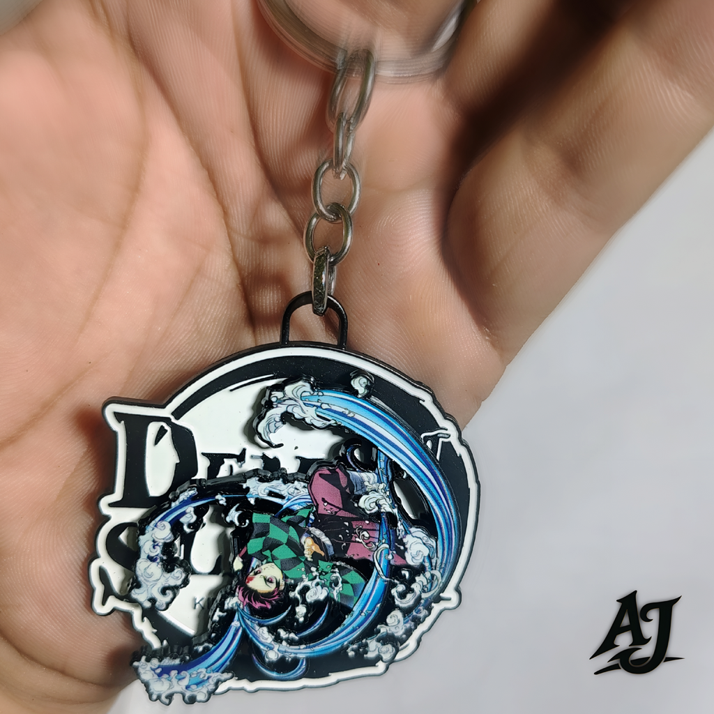 DEMON SLAYER~ROTATING METAL KEYCHAIN