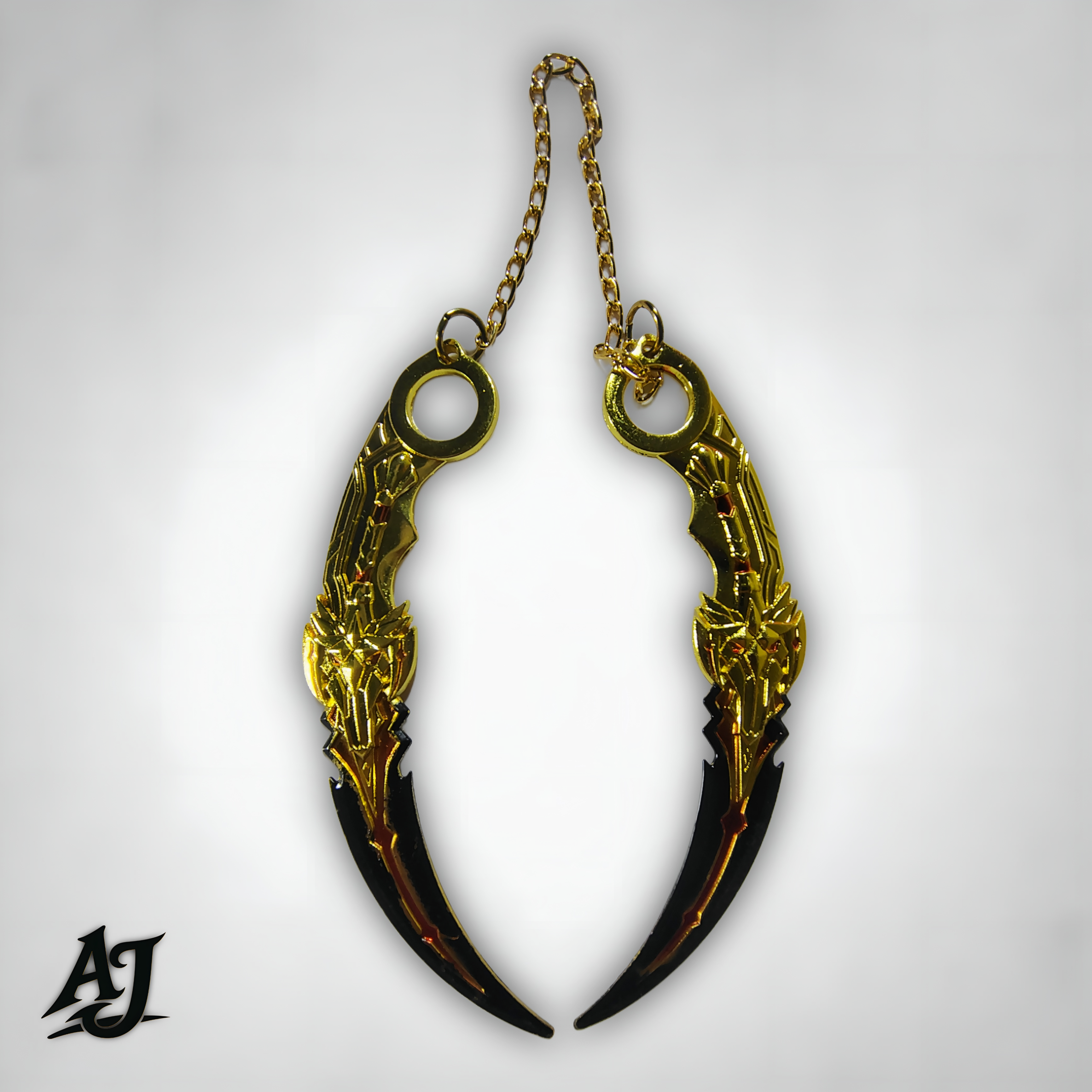 METAL SHOWCASE